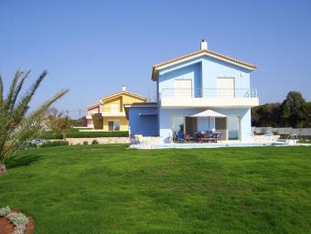 UNIQUE 3 VILLAS COMPLEX IN PEOLO Athens